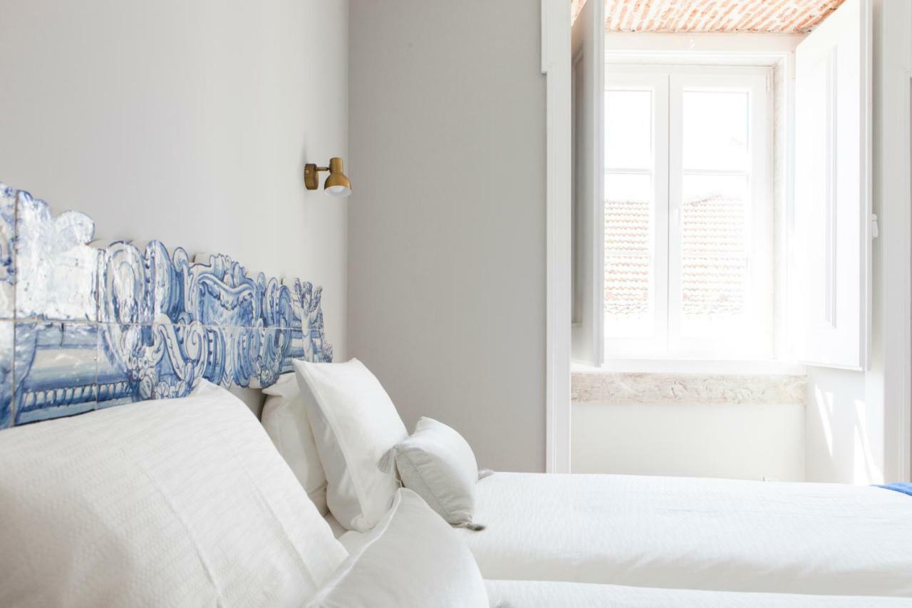 Alfama Sophisticate Flat With Balconies 2Bedrs 2Baths & Ac In 19Th Century Building Historic Center Apartment Lisbon Bagian luar foto