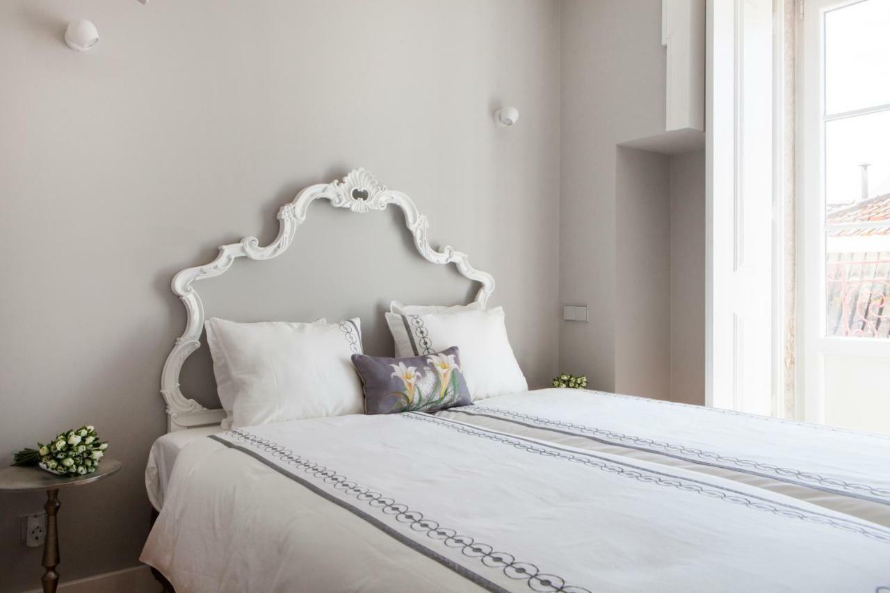 Alfama Sophisticate Flat With Balconies 2Bedrs 2Baths & Ac In 19Th Century Building Historic Center Apartment Lisbon Bagian luar foto