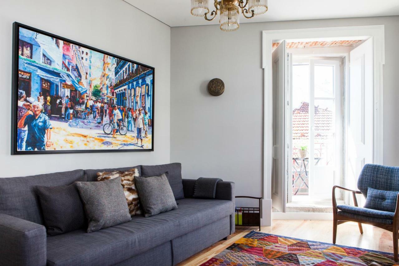 Alfama Sophisticate Flat With Balconies 2Bedrs 2Baths & Ac In 19Th Century Building Historic Center Apartment Lisbon Bagian luar foto